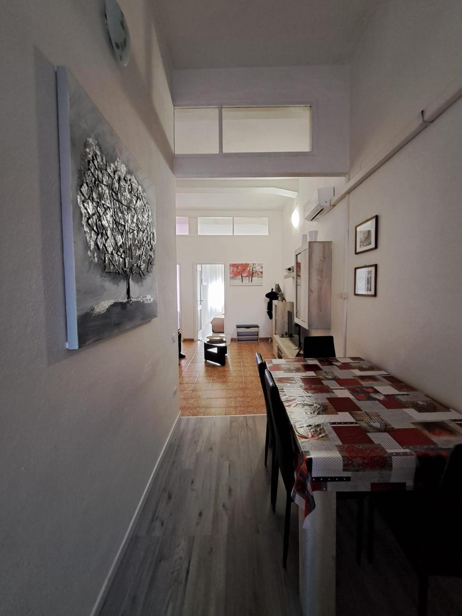 Appartamento Vacanze Cagliari - Via Lanusei Dış mekan fotoğraf